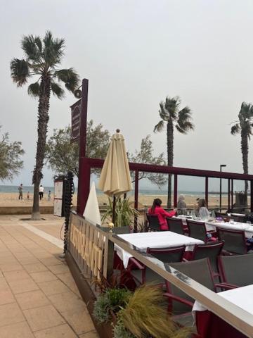Apartamiento Vista Al Mar - Holiday Center En Roses Kültér fotó