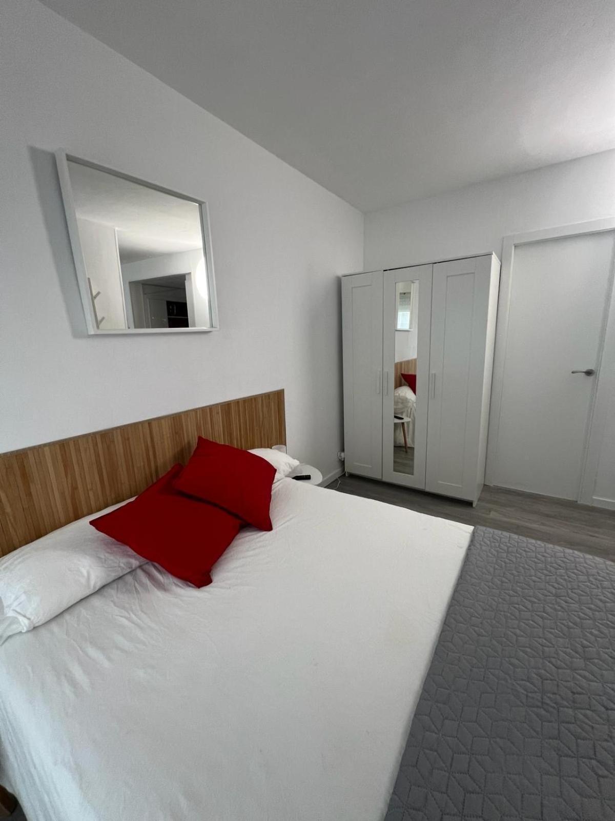 Apartamiento Vista Al Mar - Holiday Center En Roses Kültér fotó
