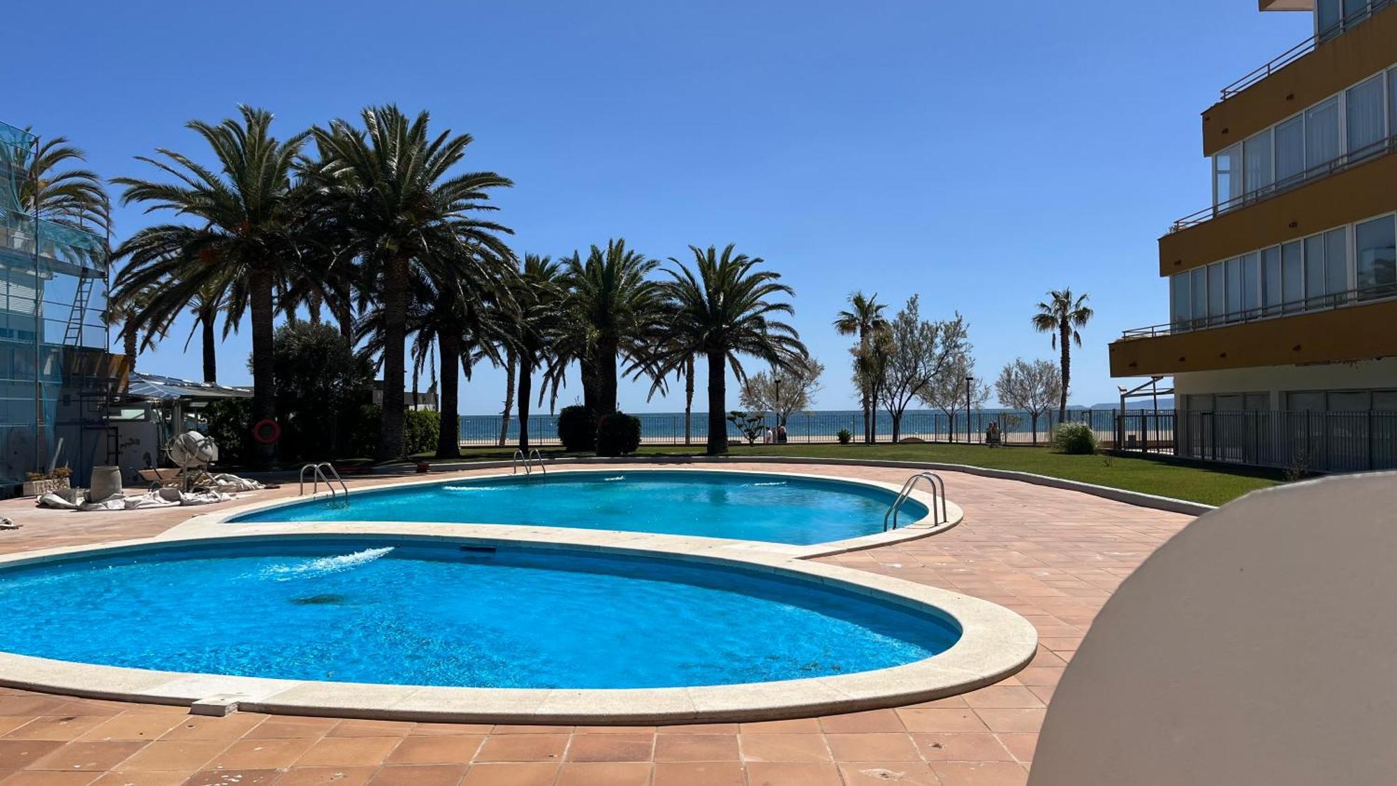 Apartamiento Vista Al Mar - Holiday Center En Roses Kültér fotó